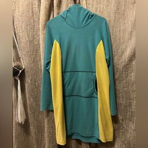 Women’s Melanzana Mirco grid dress.